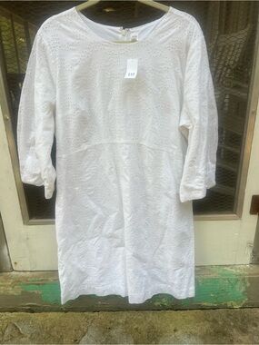 GAP White Broderie Anglaise Shift Dress